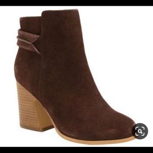 Kensie booties size 9